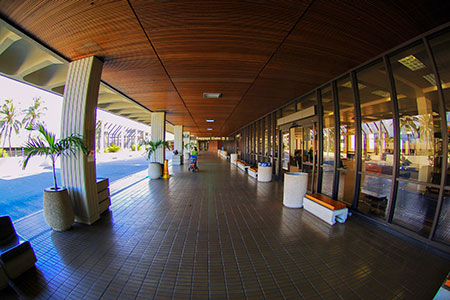 Photo courtesy of riNux on Flickr outside honolulu airport